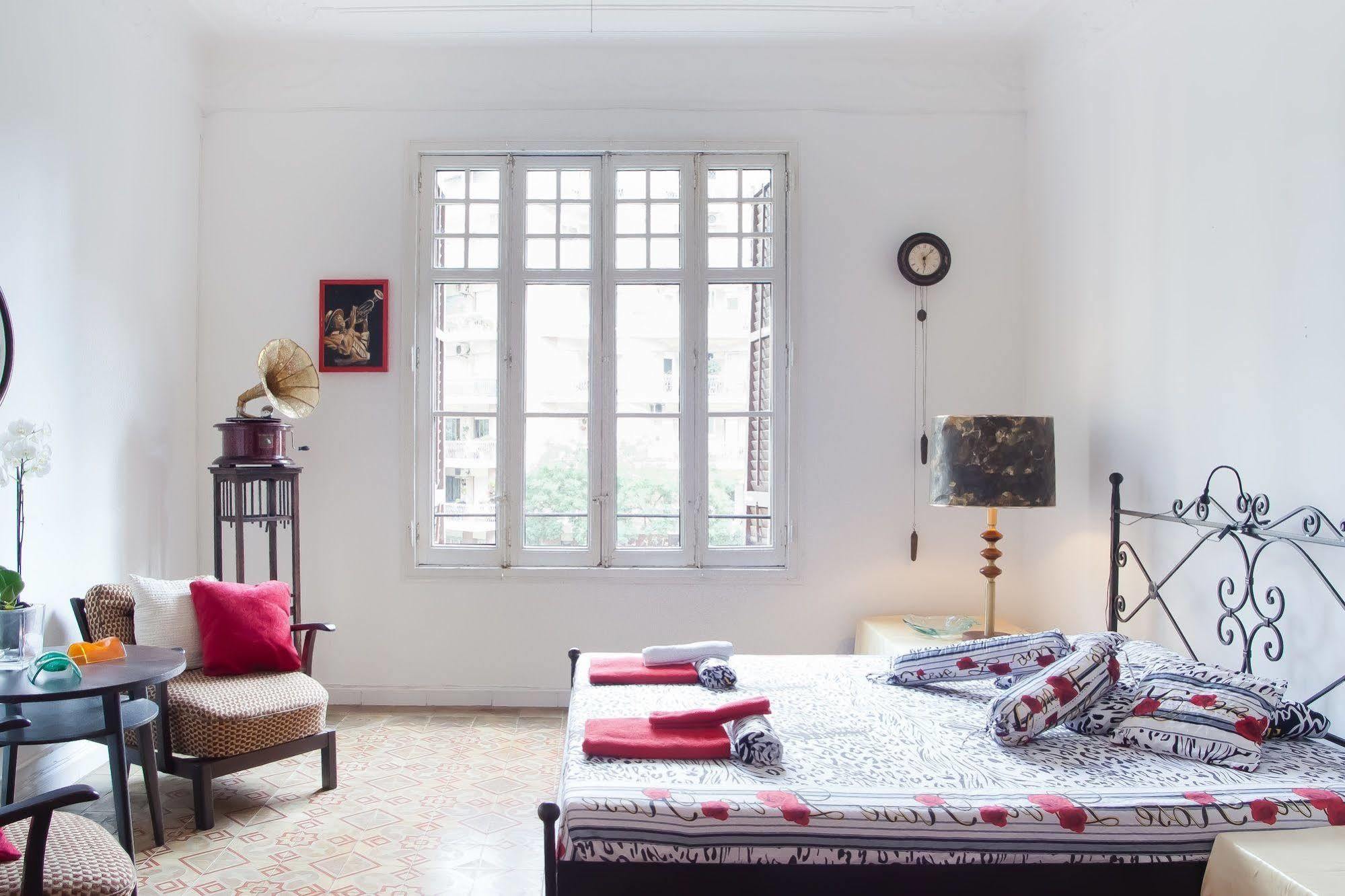 Casa Trianon Panzió Barcelona Kültér fotó