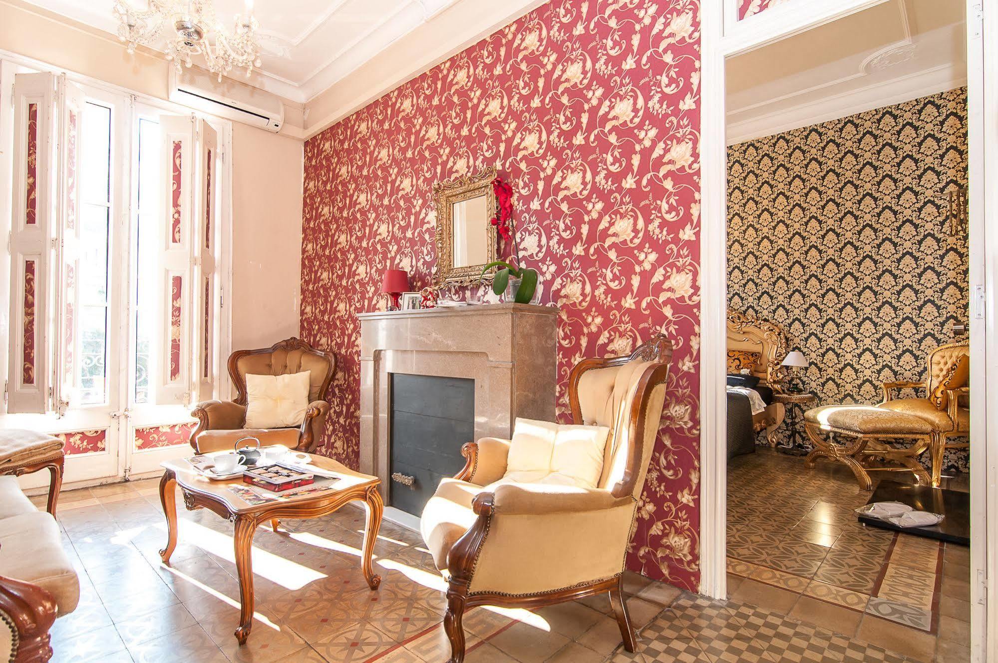 Casa Trianon Panzió Barcelona Kültér fotó