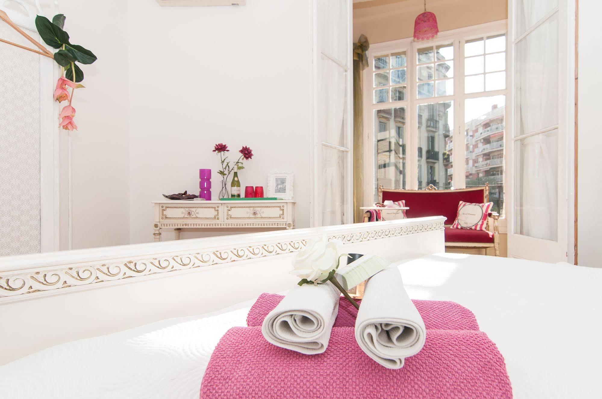 Casa Trianon Panzió Barcelona Kültér fotó